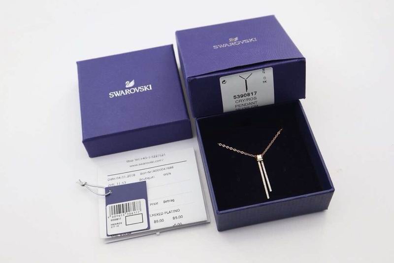 Swarovski Necklace 11yxq25